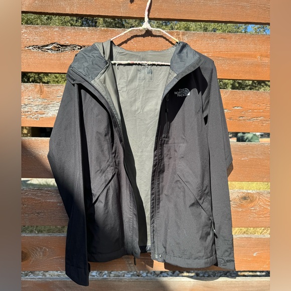 The North Face Dryzzle Jacket in Black XS - Picture 5 of 14
